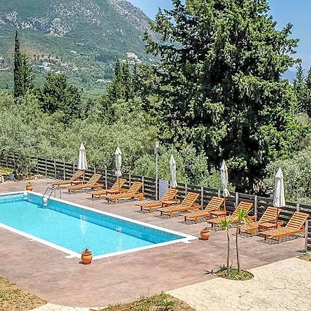 Golden Sun Aparthotel 4*