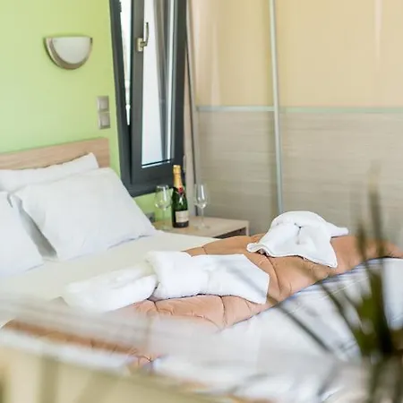 מלון דירות Golden Sun