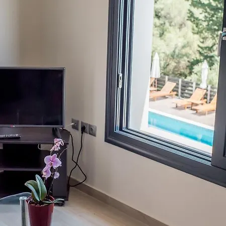 Aparthotel Golden Sun 3*