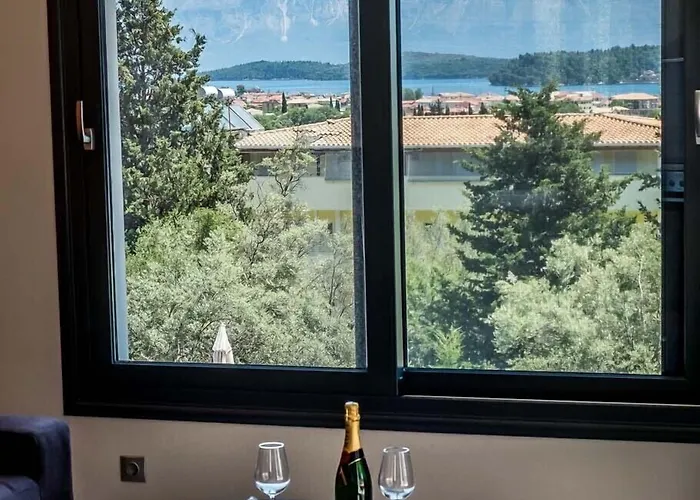 Golden Sun 4* Nydri (Lefkada)