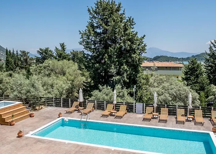 Golden Sun Nydri (Lefkada)