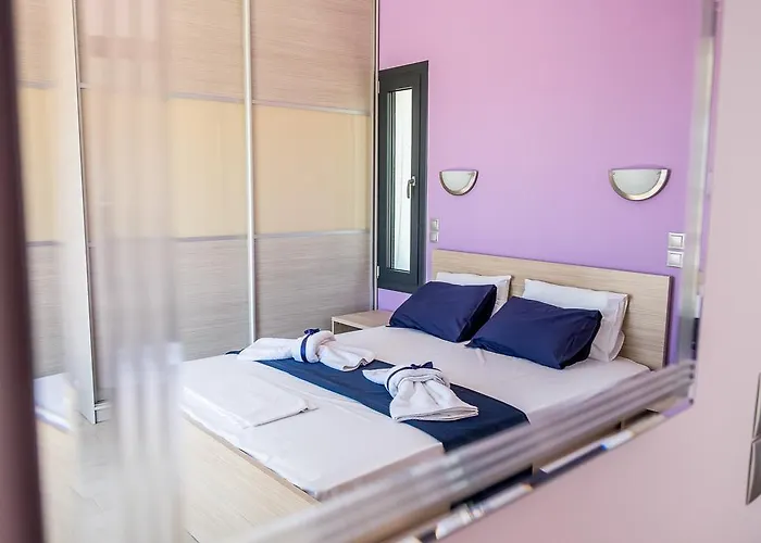 Golden Sun Nydri (Lefkada)